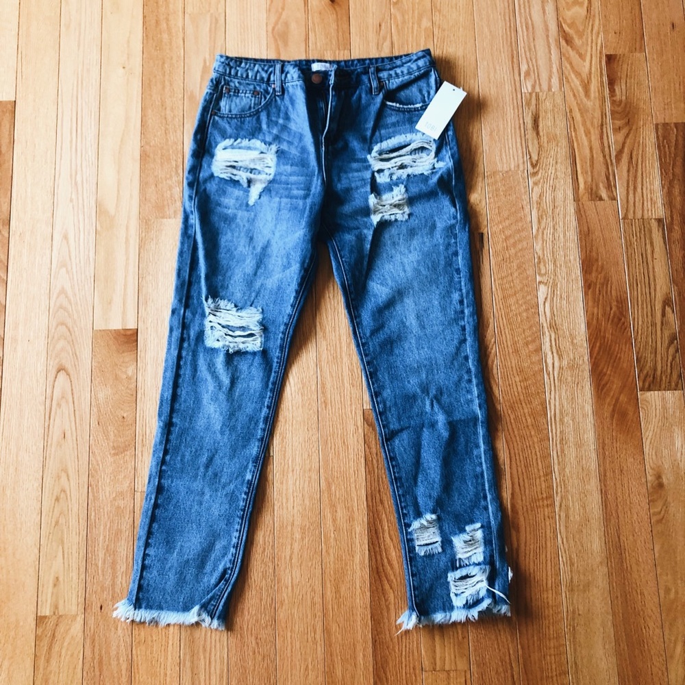 NWT TOBI Distressed Girlfriend Jeans